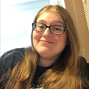 Meet your Posher, Amelia